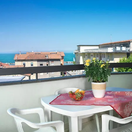 Residenza Nobel * ريميني